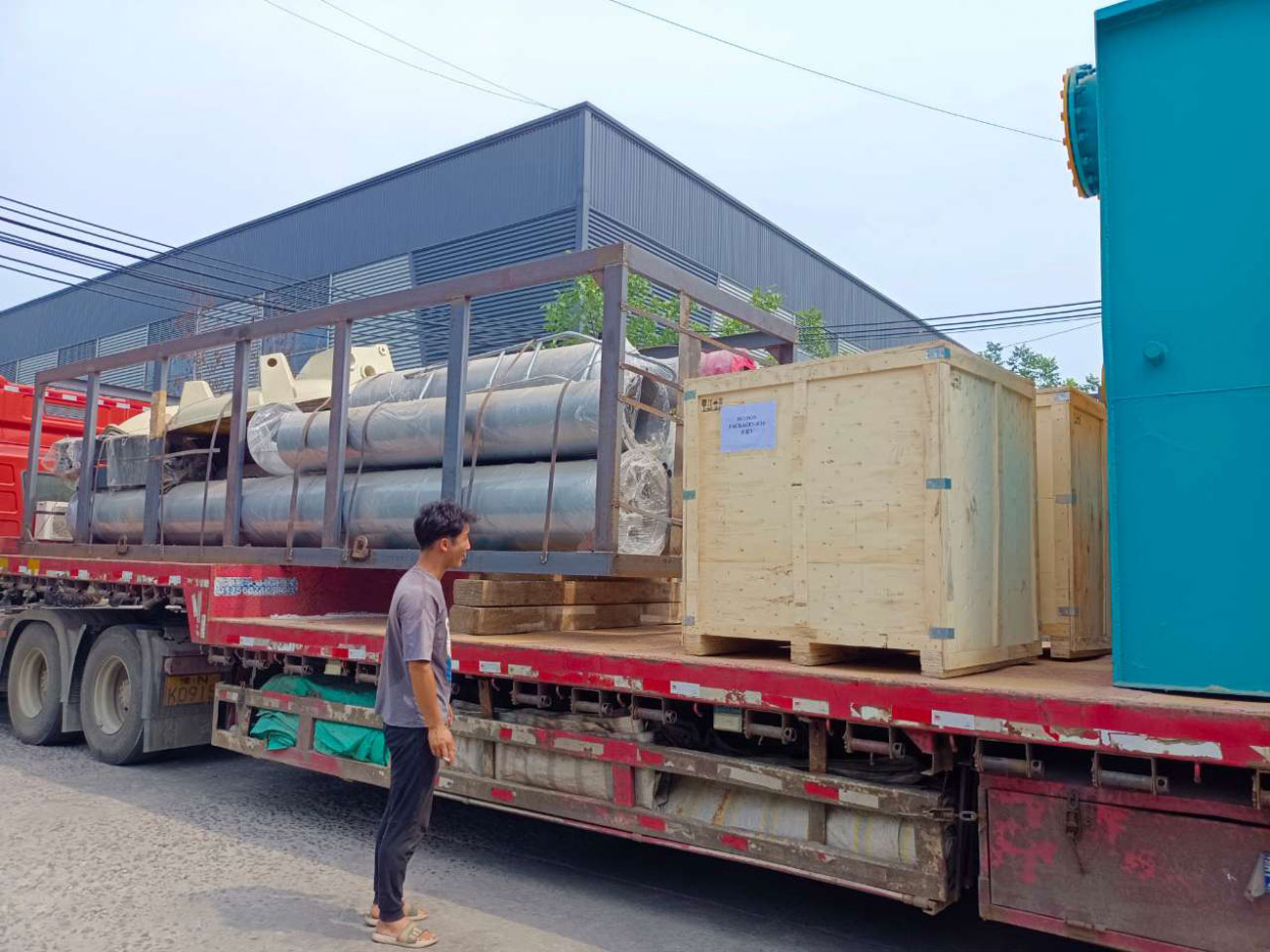 BLJ-16 Beston Semi-continuous Plastic Pyrolysis Equipment Shipped to Sudan