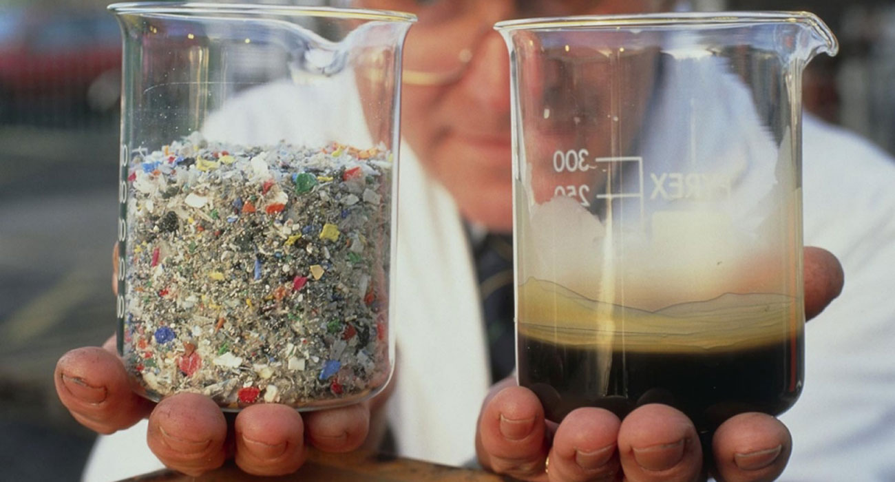 Use Pyrolysis Technology to make Fuel Oil from Waste Plastic